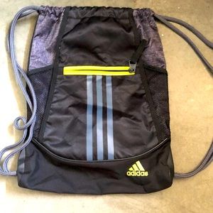 Adidas Drawstring Bag - outside zipped pocket